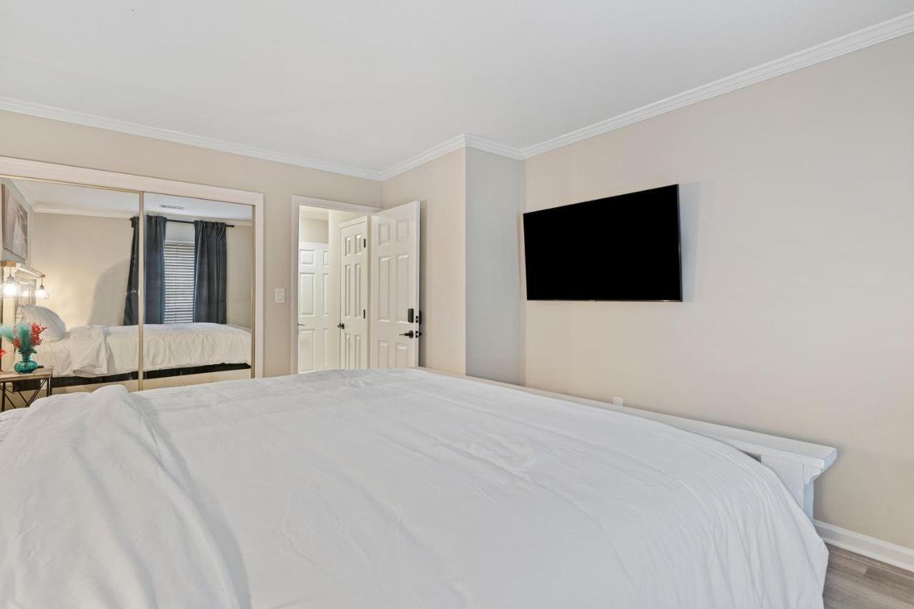 Rm2 - 1Bdr 1Bath Cozy Ensuite Shared Condo Атланта Экстерьер фото
